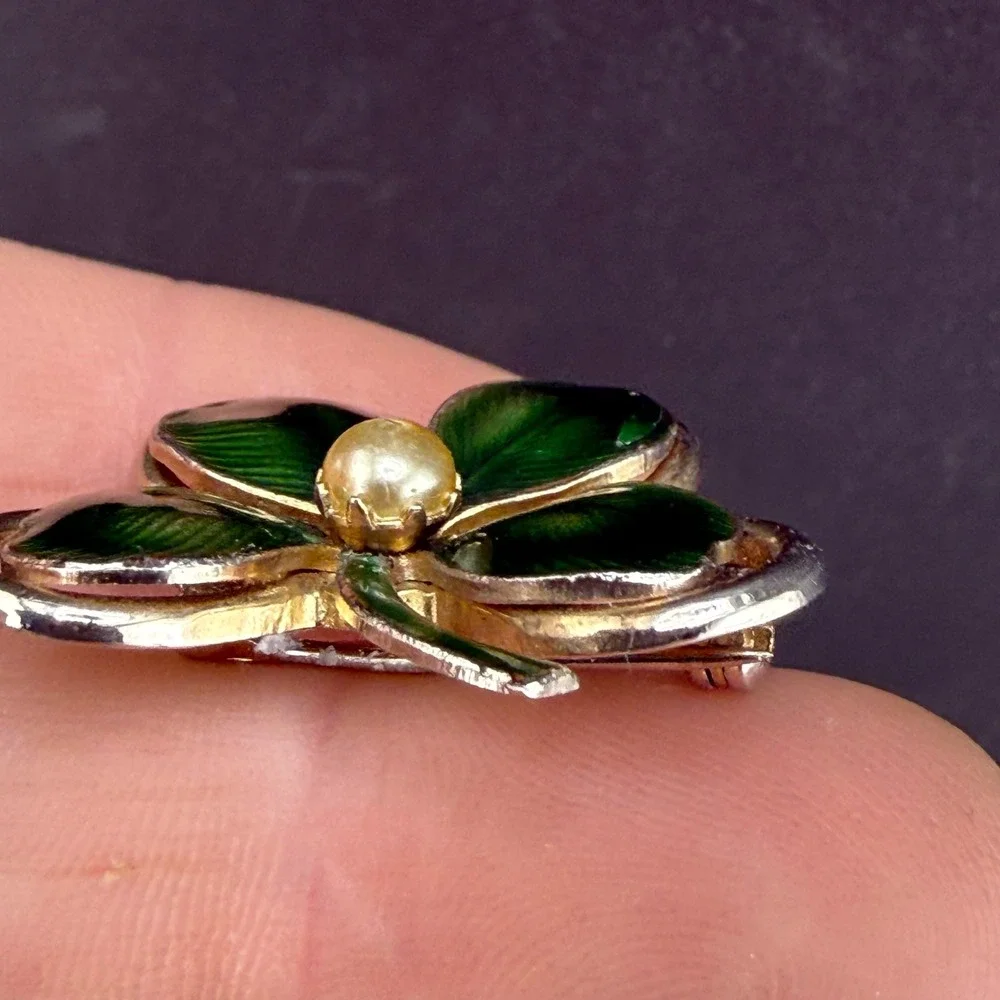 Vintage Coro Four Leaf Clover Brooch Green Enamel Faux Pearl Gold Tone